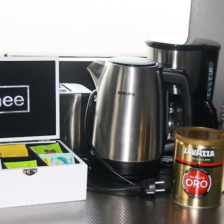 Garden House, Private Studio Apartment With Wifi And Free Parking For 1 Car Weesp Kültér fotó