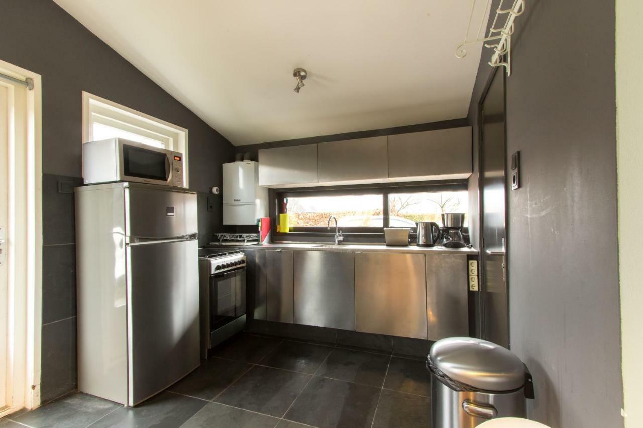 Garden House, Private Studio Apartment With Wifi And Free Parking For 1 Car Weesp Kültér fotó
